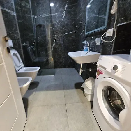 Square 21 Apartment Tirana